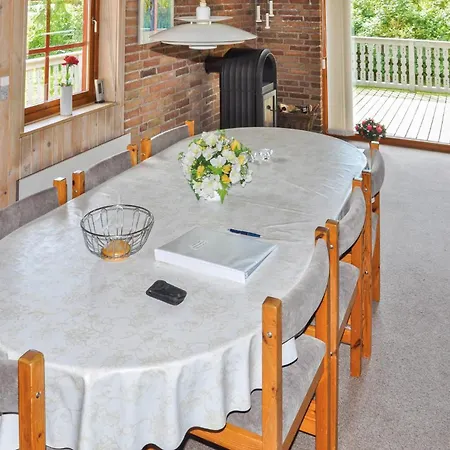 בית נופש Awesome Home In Egernsund With Sauna